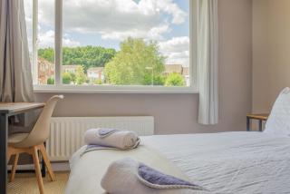 4 Bed House Perfect for Contractors - Stoughton - 2