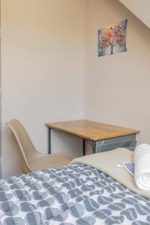 4 Bed House Perfect for Contractors - Stoughton - 4