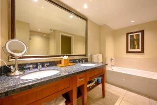KBM Resorts Spacious 4-Bedroom Honua Kai Collection Multi Unit Listing Same Floor Ocean Views 2 Free Rental Cars HKK-24245 - 6