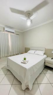 Ape com Horta, cama casal queen, smart Tv, Ar e WiFi - Governador Valadares - 8