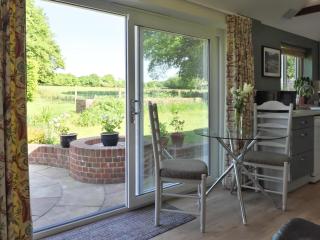 Cowbeech Boundary House Homestay - Warbleton - 5