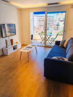 2 persons - clim - hypercenter - 2mins of beach - JUAN LES PINS - beach and sun - Antibes - 9
