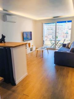 2 persons - clim - hypercenter - 2mins of beach - JUAN LES PINS - beach and sun - Antibes - 5
