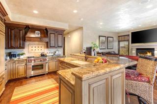 KBM Resorts Vintage on the Strand Multi Unit Listing Ski-inSki-out Hot Tub Walk to Canyons Village VIN-1417 - Park City - 6