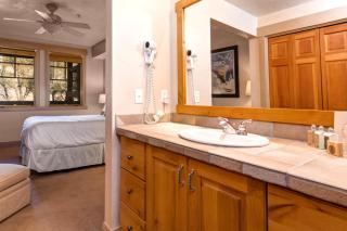 KBM Resorts Town Pointe Multi Unit Listing Walk to Main Town Lift Private Hot Tub Parking Elevator Access AC TPC-102c301c - Park City - 1