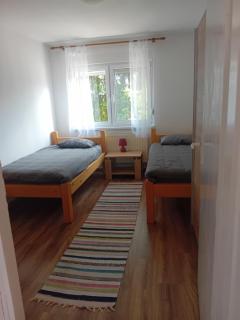 APARTMAN GRADINA - 2