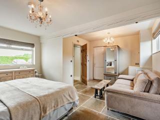 3 Bed in Melton Mowbray 61788 - Melton Mowbray - 2