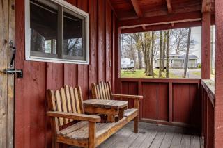 Cabin 1 - Russell - 6