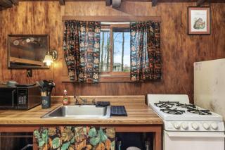 Cabin 1 - Russell - 2
