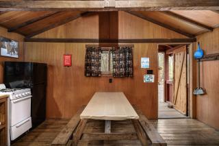 Cabin 4 - Russell - 1