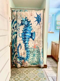 Private pet friendly beach house, steps to beach - Cloverdale - 6