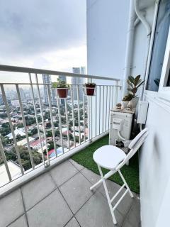 Vibrant Jazz Makati unit 2102 with balcony - Manila - 5