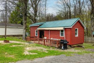 2BR Eagles Nest Cottage - Russell - 0