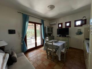 Relax in Olbia Apartment with Private Garden 2 Bedrooms - 8