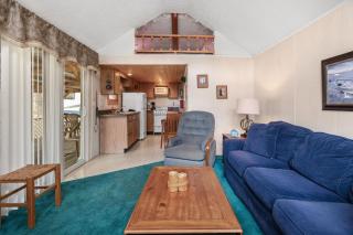 Vacation Home Rental PM C-06 - Russell - 9