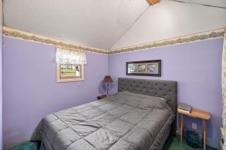 Vacation Home Rental PM C-06 - Russell - 1