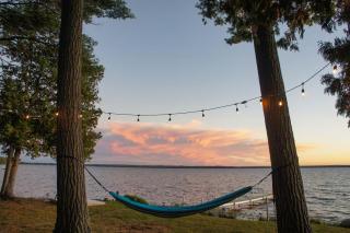 Cozy Lakefront Cottage on Black Lake - Onaway - 2