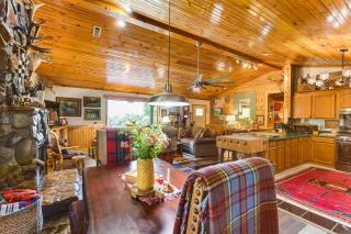 Screened Porch, Deck and Mtn Views Andrews Retreat! - Andrews - 5