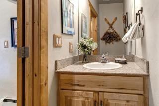 KBM Resorts Timber Wolf Lodge Multi Unit Listing Mountain Elegance with Gas Fireplaces Common Hot Tubs Near Canyons Village TWL-5b12c - Park City - 3