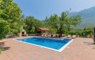 Villa Stipe - Makarska by Villas Guide - Zagvozd - 2