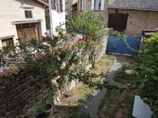 Aux Rosiers Rouges - - 2