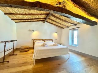 Il Borgo Apartments - 2