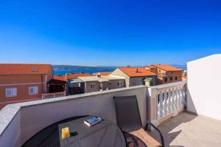 Apartments in Crikvenica 45899 - 8