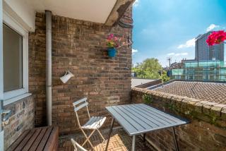 Modern Angel Flat with Balcony - Londra - 6