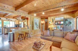 Private Mountain Retreat 8 Mi to Lake Tahoe! - South Lake Tahoe - 7