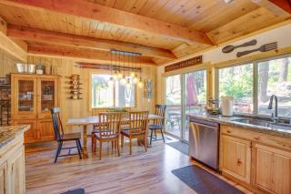 Private Mountain Retreat 8 Mi to Lake Tahoe! - South Lake Tahoe - 2