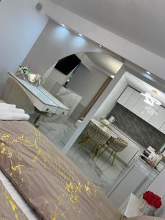 GOLD Apartment - Święta Katarzyna - 8