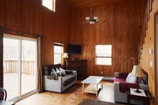 Lanes Riverhouse Inn & Cottages - Montague - 1