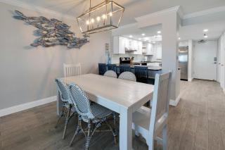 Updated direct oceanfront condo with a balcony, beachfront heated pool and beach access - New Smyrna Beach - 1