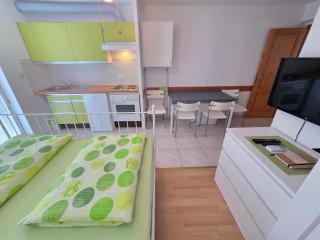 ANITA 2 Apartment 150m from the beach - 2