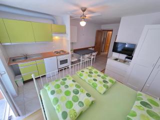 ANITA 2 Apartment 150m from the beach - 4