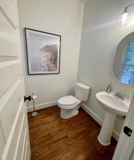 Honeysuckle Ln - Eclectic - 2