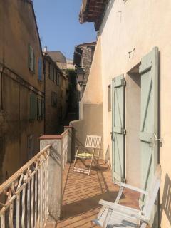 Typical village house in a Provencal village - Le Beausset - 1