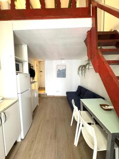 Apartamento exterior con balcón en el corazón de Chueca, Gran Vía con aire acondicionado - Madrid - 5