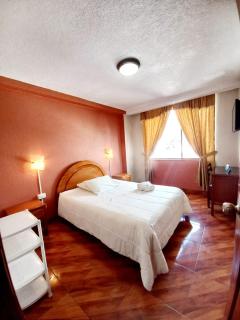 Royal Ruiz - 8
