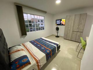 Sensacional Aparta estudio NUEVO en champagnat - Cali - 9