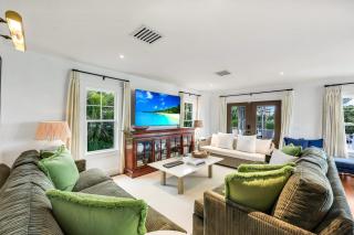 Charming Designer Cottage in Royal Harbor – A Coastal Retreat - Naples - 8