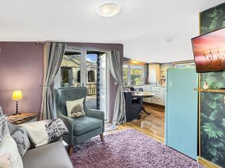 Hedgehogs Lodge - South Molton - 3