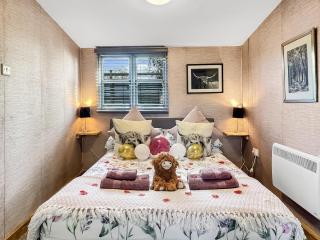 Hedgehogs Lodge - South Molton - 1