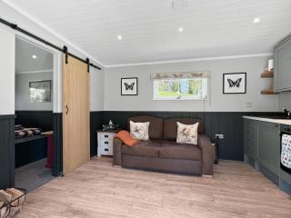 Robins Nest Lodge - South Molton - 6