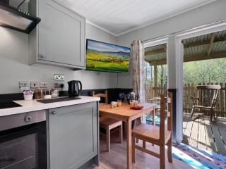 Robins Nest Lodge - South Molton - 5