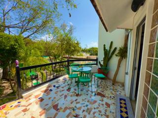 UrbanEden 'Another Day In Paradise' - 2