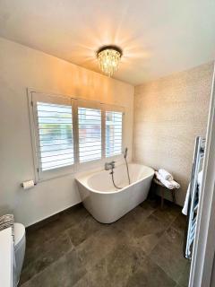 Amazing City Centre Home - Derby - 4