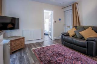 Croft Court - 1 Bedroom Apartment - Tenby - Tenby - 9