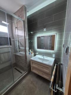 Sweet Home Hydra - Hydra - 5