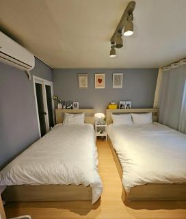 Hongdae -홍대 Yellow Stay Guest House 3rooms - Séoul - 6